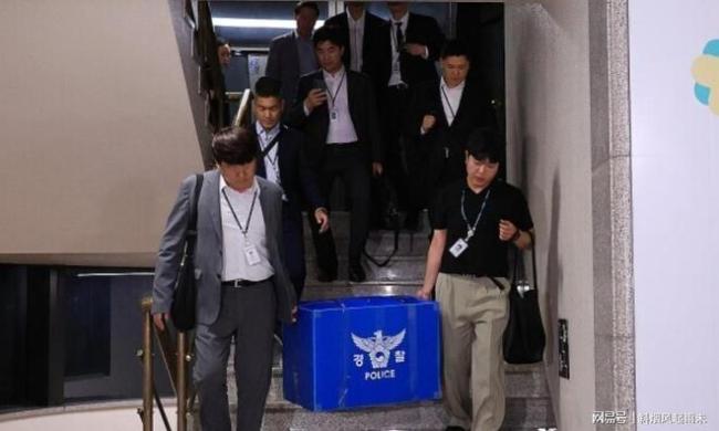 李在明支持率倒挂？股市大涨 民众不满加剧