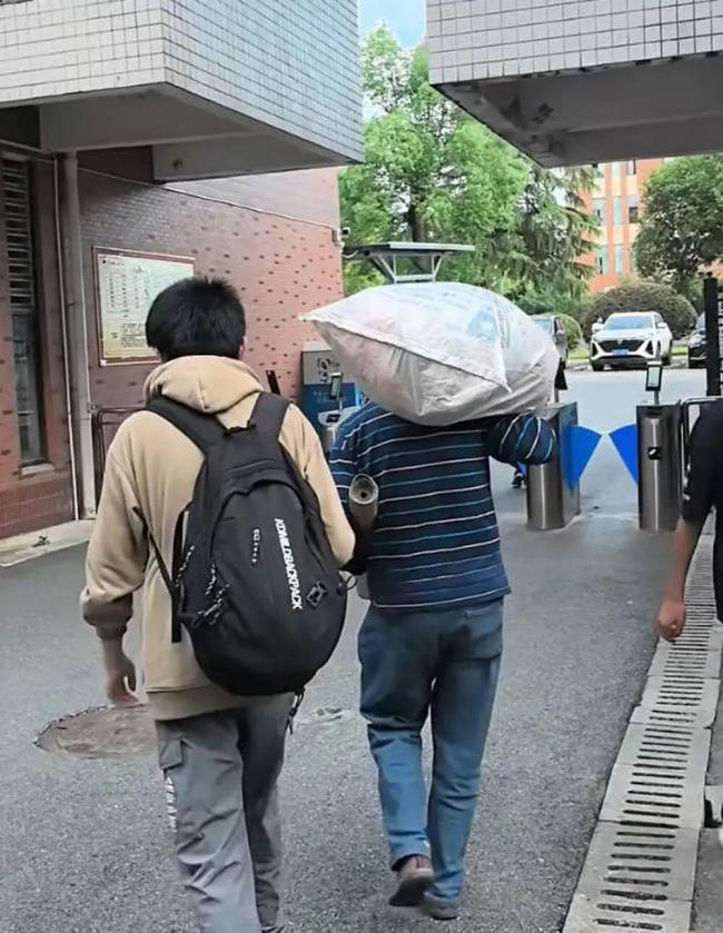 被全网祝福的他们，出分了 温情后续揭晓