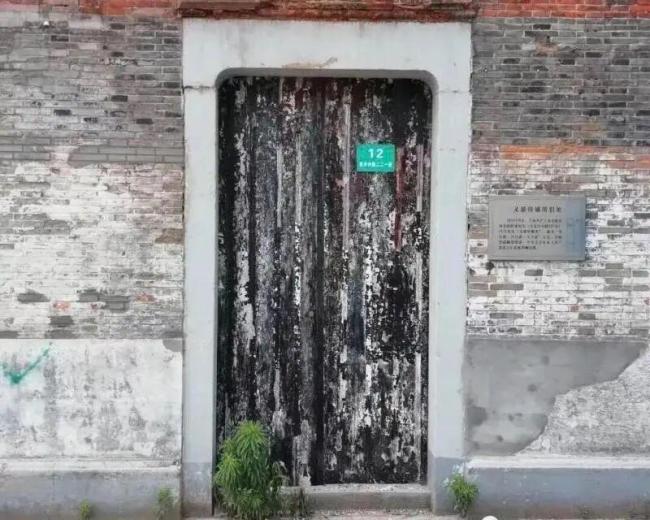 一本“印错”的书却被抢购一空 真理的味道非常甜