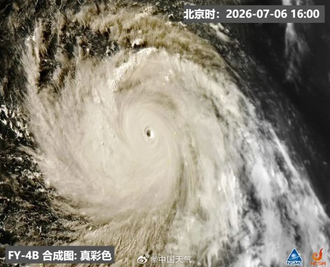 台风巴威 趋向台湾岛沿海引发关注