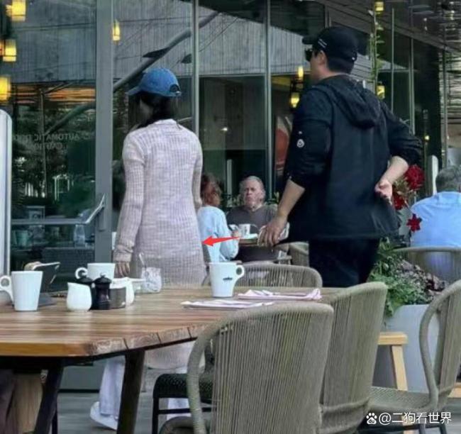陈思诚和小21岁女友土耳其游玩 恋情稳定获认可