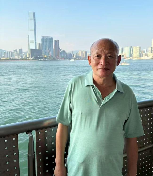 湖南64岁男子坐车后失踪