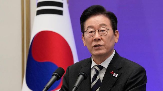 李在明会见挪威首相 复刻维京划船 深化多领域合作