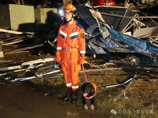 被龙卷风从12楼吸走男子病情稳定 家中物品被卷走
