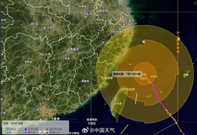 台风巴威登陆前强度为何反复横跳 强度变化揭秘