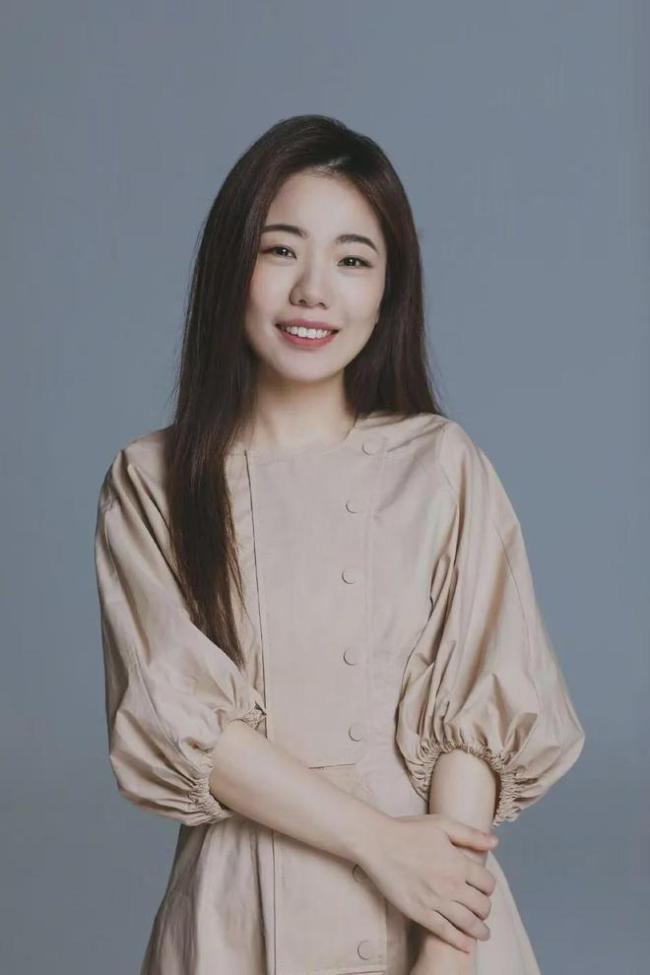 媒体评:人大撤销蒋方舟硕士学位,天才少女光环难抵诚信赤字