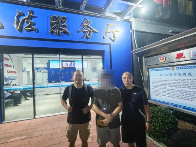 网民编造高考估分715查分299被行拘 AI造谣者落网