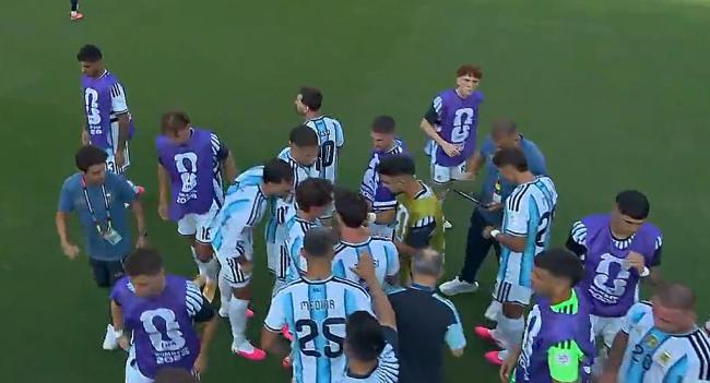 西班牙加时1-0阿根廷 夺世界杯冠军 费兰·托雷斯绝杀立功