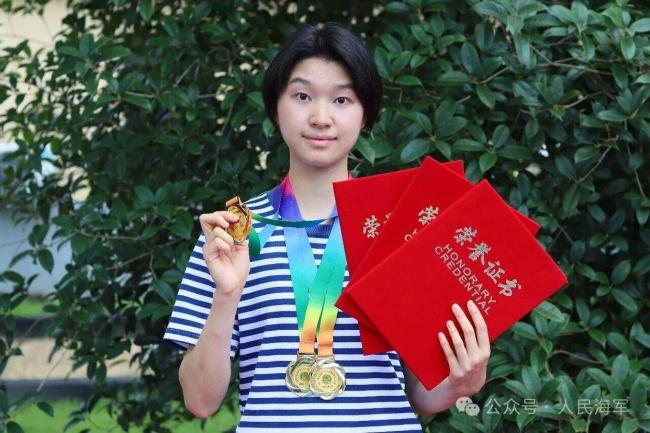 女兵军考707分数学满分 硬核实力铸就辉煌