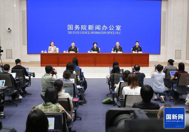 海关总署:打击偷税逃税走私行为