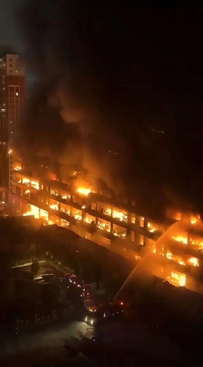 陆某因经营纠纷在批发市场纵火，造成2人死亡、2人受伤和财产损失，警方通报