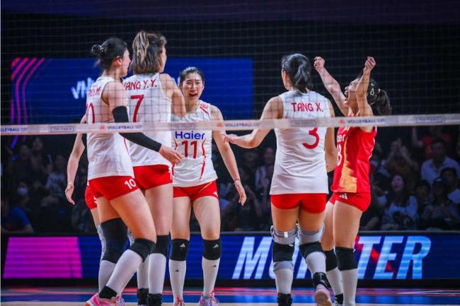中国女排3-2美国晋级四强 球员评价:7人优秀,2人及格,3人低迷 激战五局险胜
