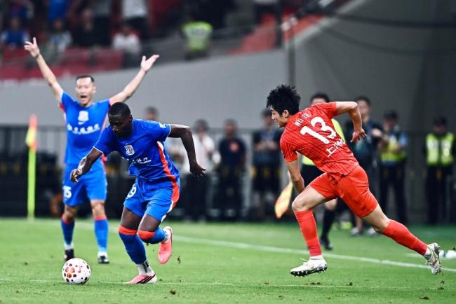 上海海港2-0申花成功复仇 德比战扳回一城