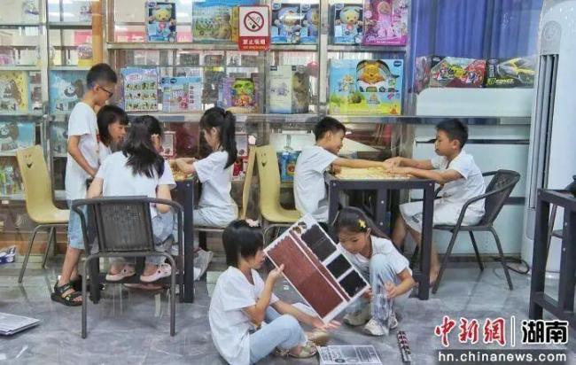 带薪陪娃 “这才是最好的招工简章” 暖心举措稳接“小候鸟”