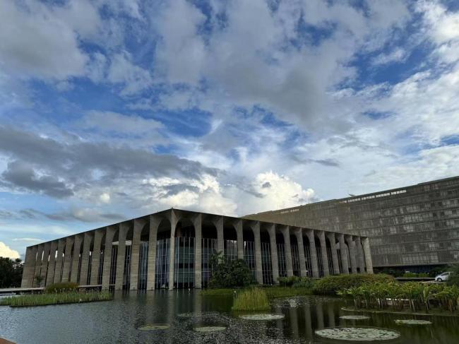 抗议米莱言行 巴西召回驻阿根廷大使