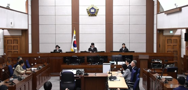 尹锡悦涉嫌选举违法一案，一审被判1年6个月 缓刑3年执行