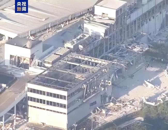 熊本强震致一工厂烟囱断裂