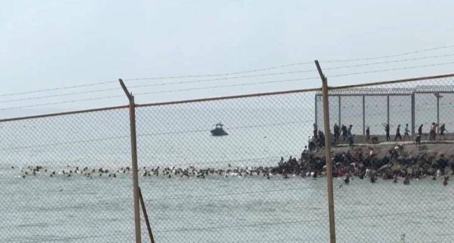 西班牙决定召见意大利大使 移民危机引发外交风波