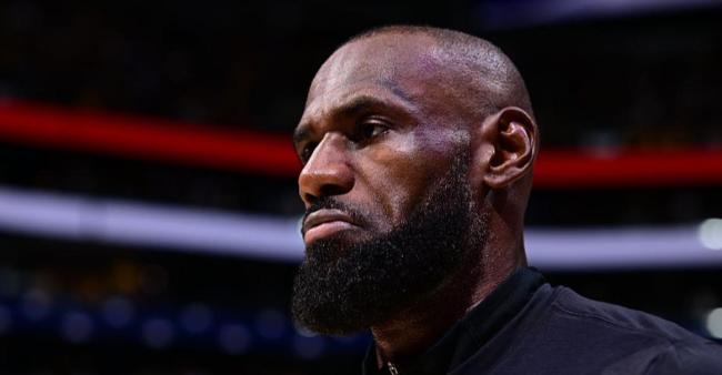 詹姆斯或打造NBA最疯狂通勤路线 直升机往返纽约费城