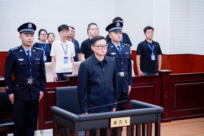 张建华一审被判十年