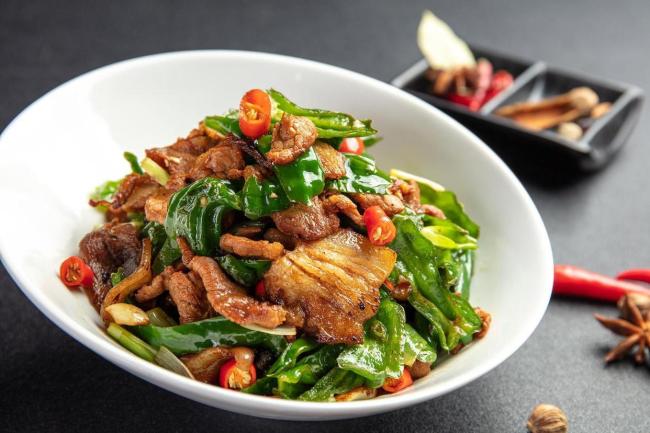 看视频评出的炒肉大王能服众吗
