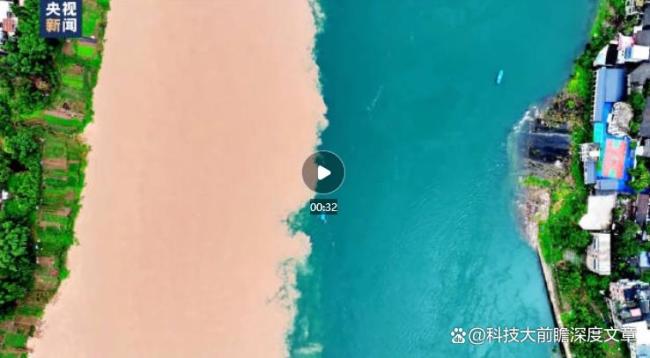 壮观!云南两江交汇现“鸳鸯锅”