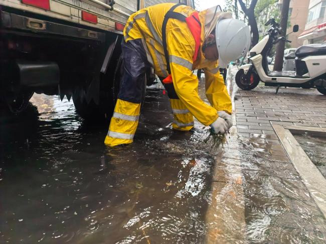 北京降雨致多地积水排水集团紧急处置 全力应对强降雨挑战