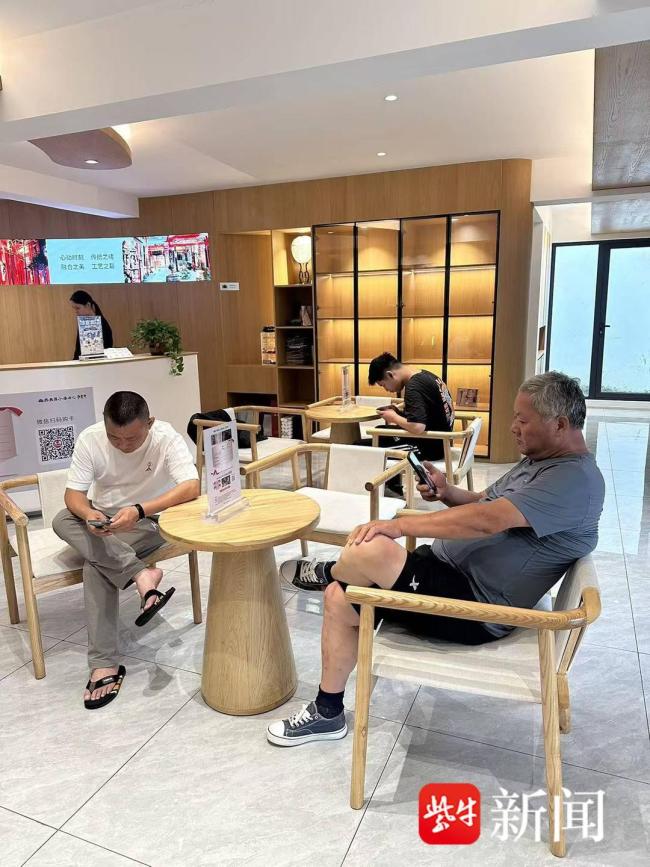 苏州古城14处紧急避险点暖心护航游客 温情服务获点赞