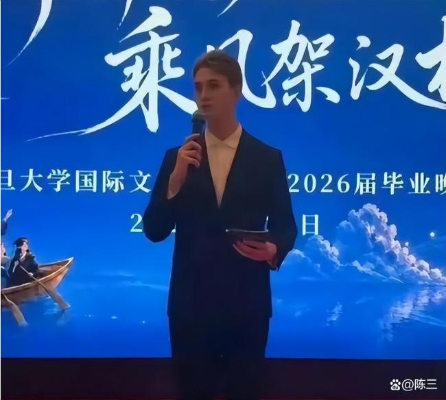 美国渣男王水牛 人设崩塌引热议