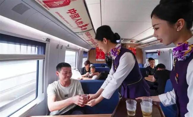 报告显示美年轻人普遍不支持对华强硬 民意转向合作