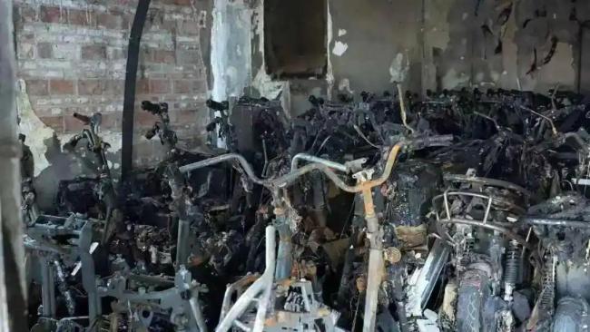 听劝！夫妻俩砌了一堵墙，结果救了自己的命 防火墙挡住死神脚步