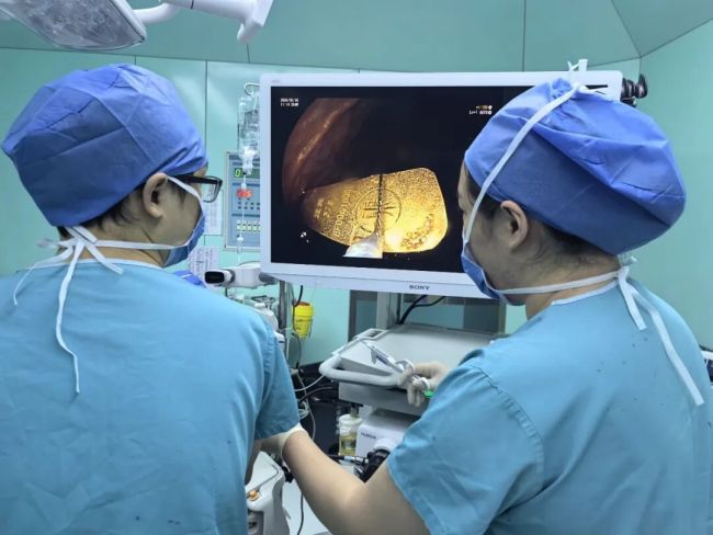 5岁女童误吞重约50克金条 母亲发声 惊险6小时救援