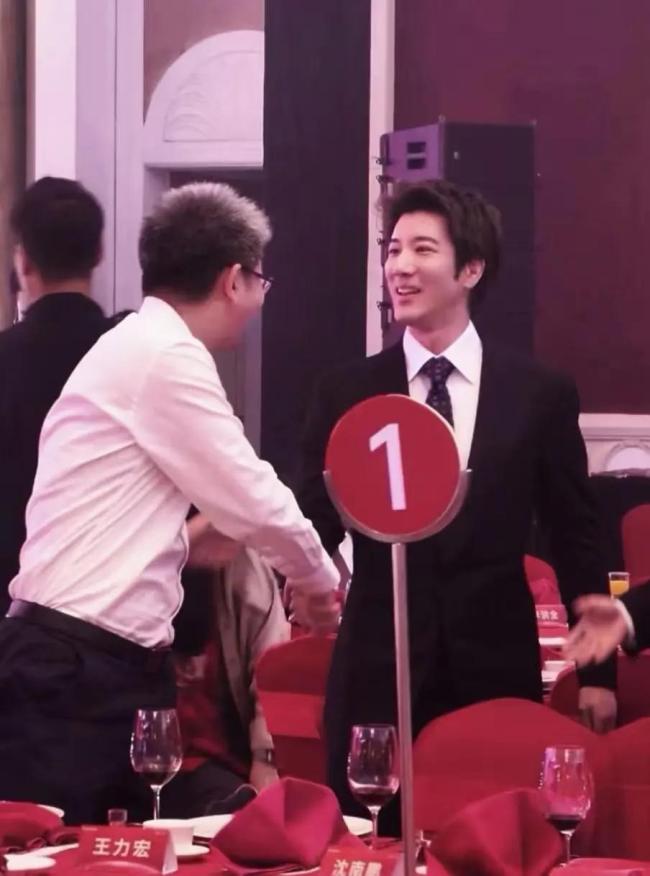 宇树科技上市王力宏坐主桌