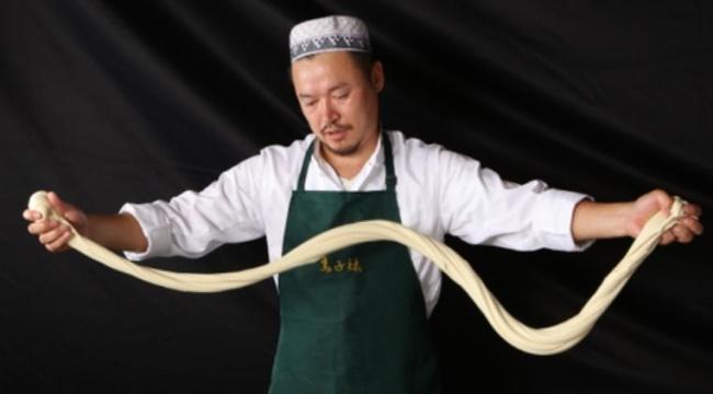 约1000家兰州拉面店完成门头更换 青海拉面品牌崛起