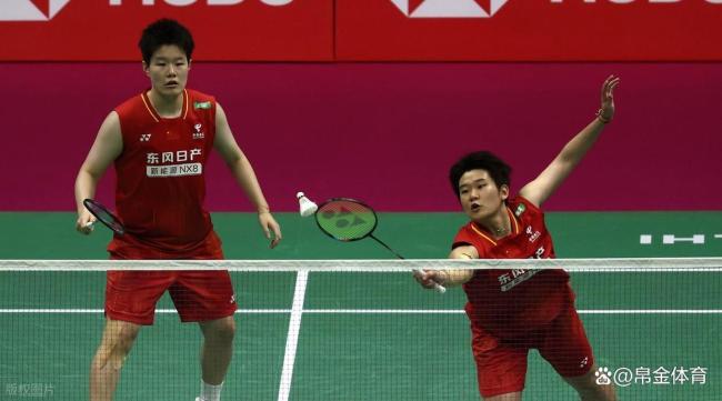 圣坛组合爆冷 无缘世锦赛卫冕 失误频发失冠