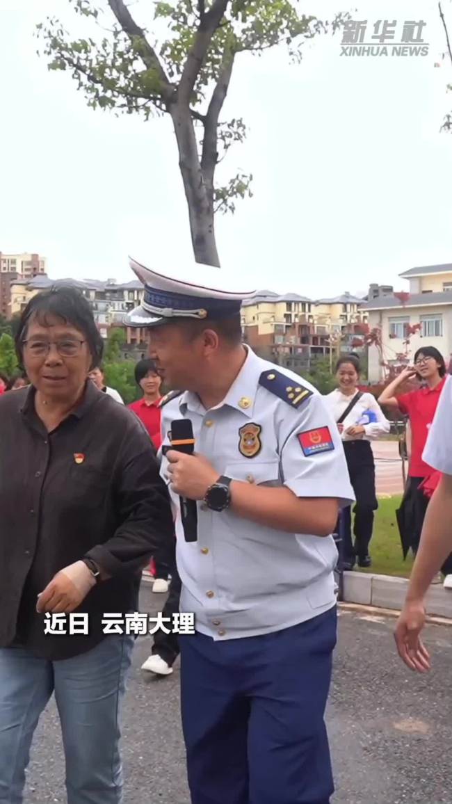 张桂梅带领师生暑期研学 消防安全课生动实用