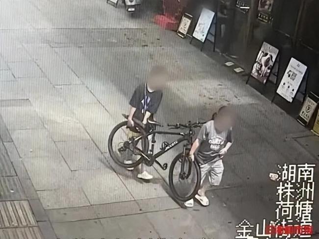 女子偷车被老公批评后归还 隔天重偷