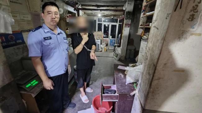 惯犯戴面罩泳帽入室盗窃被抓 警方精准锁定身份