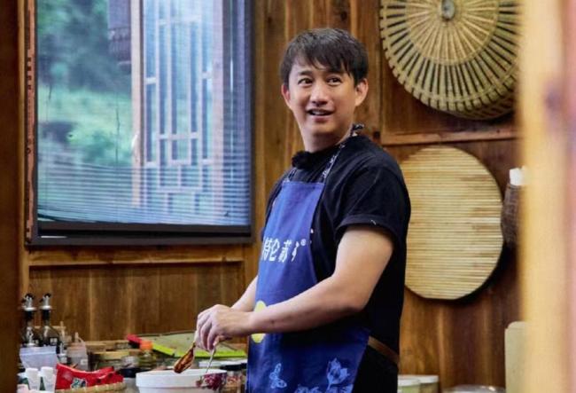 黄磊回应不再参加向往的生活 告别蘑菇屋,回归戏剧初心