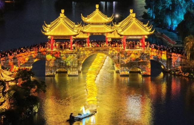 透视暑期消费新变化 “慢充式旅游”兴起