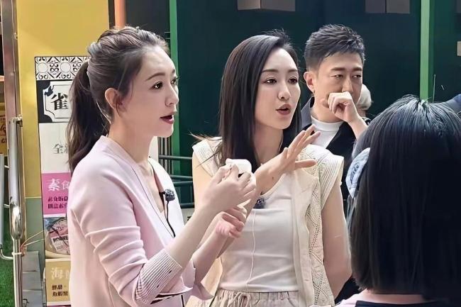 王鸥回复李小冉 闺蜜情深引发热议
