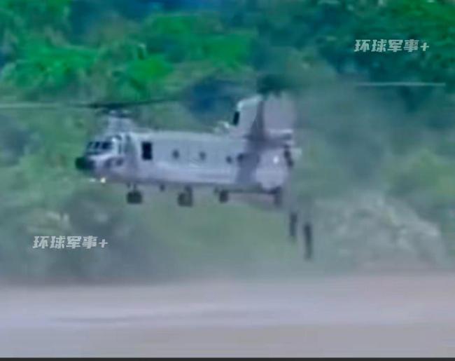 印5名特种兵从直升机跳入河中2人失踪