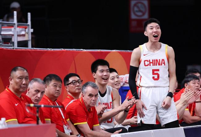 中国男篮力克沙特晋级亚运半决赛 稳中求胜