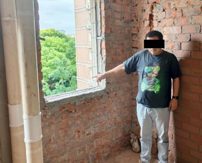 装修工人6楼扔建筑垃圾被刑拘 高空抛物险酿祸
