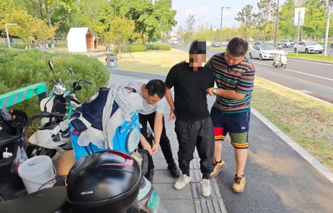 偷车贼从广安骑到成都还顺路偷茶坊 两天两夜疯狂逃窜