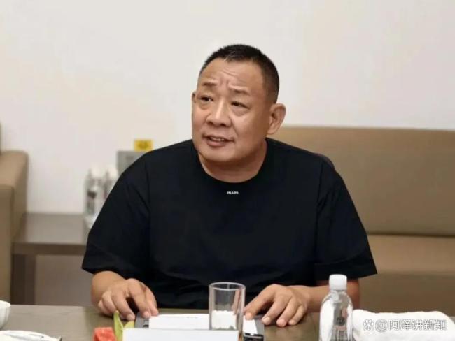 于东来考察胖东来梦之城建设
