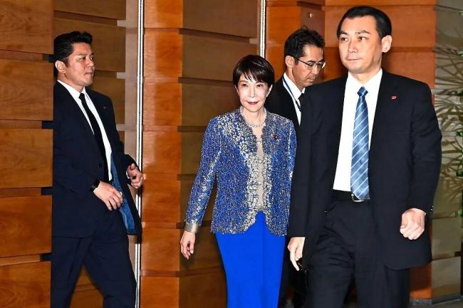 又一轮日本首相“保卫战”开打 内阁改组稳固政权