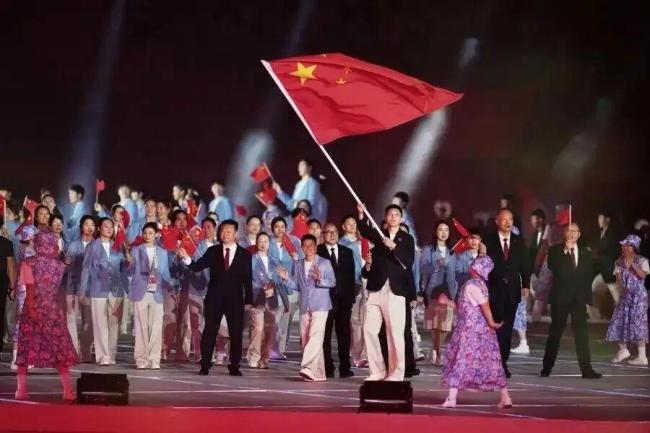 媒体谈张展硕:奇迹之子不只有奇迹 体育精神的传承与发扬