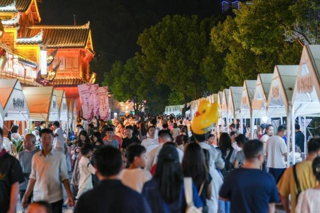 贵州铜仁：非遗迎中秋 诗情系家园