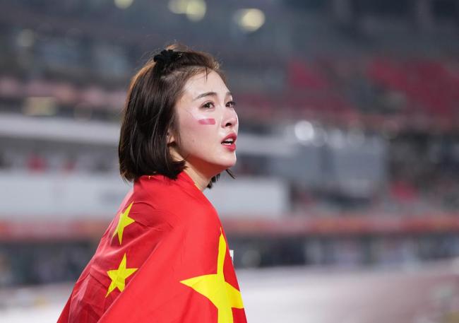 我国年轻选手闪耀亚运赛场 青春力量振奋亚洲田径